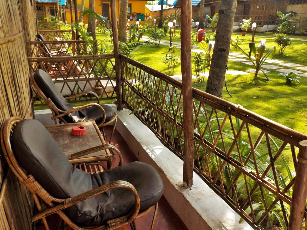 Guest House The Sunset Mandrem Exterior photo