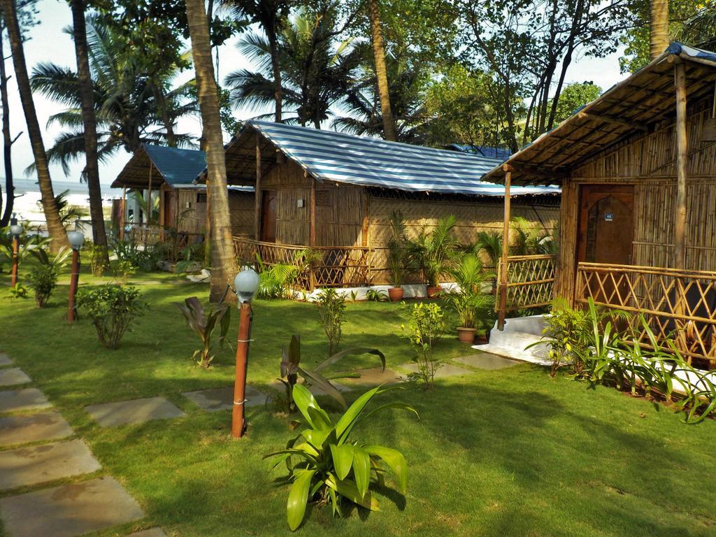 Guest House The Sunset Mandrem Exterior photo