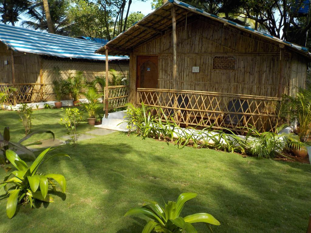 Guest House The Sunset Mandrem Exterior photo